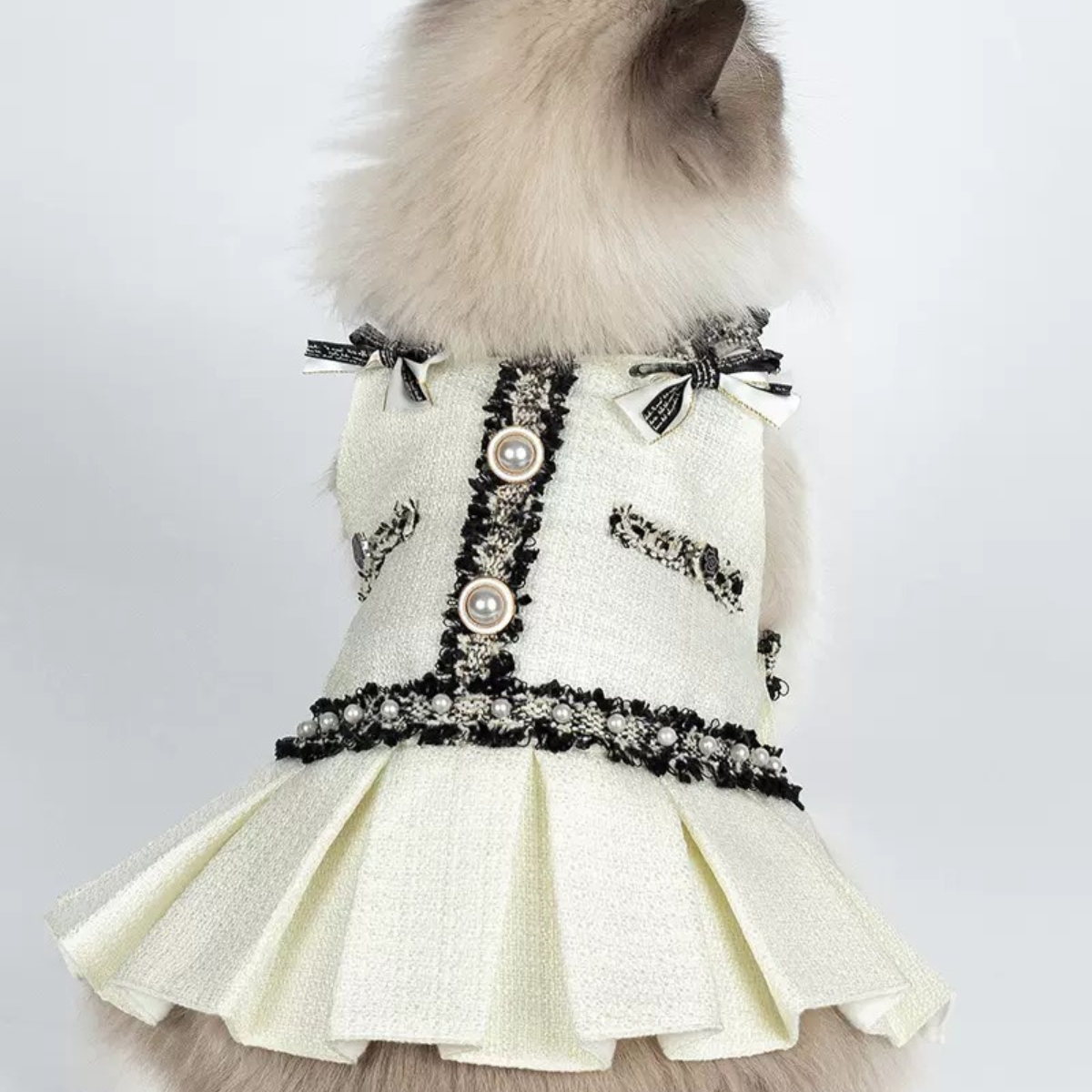 フレグランス サスペンドホワイトスカート