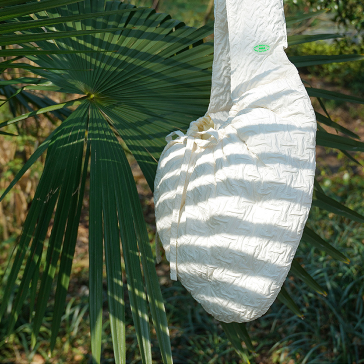 絞り加工のおさんぽショルダーバッグ